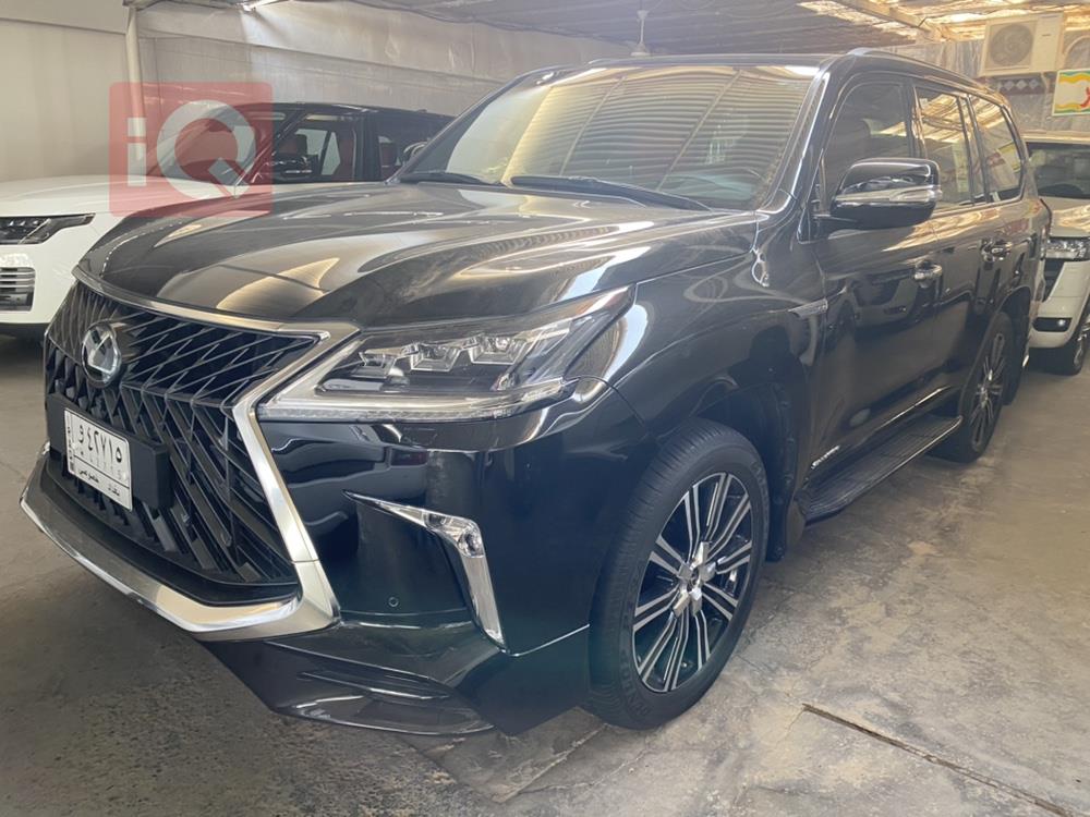 Lexus LX
